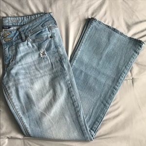 American Eagle Size 10 Flare Jeans